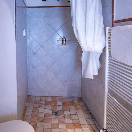 Casa Tra Le Rondini Питильяно